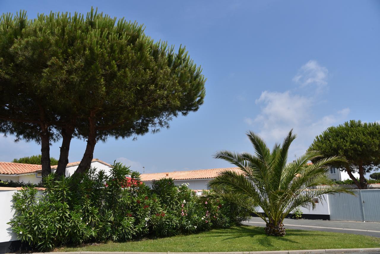 Hotel Jerodel Le Bois-Plage-en-Ré Exteriör bild