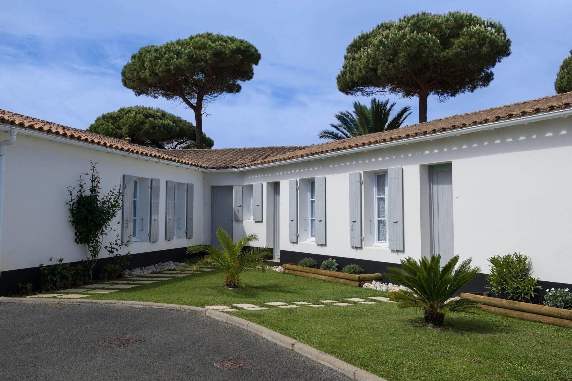 Hotel Jerodel Le Bois-Plage-en-Ré Exteriör bild