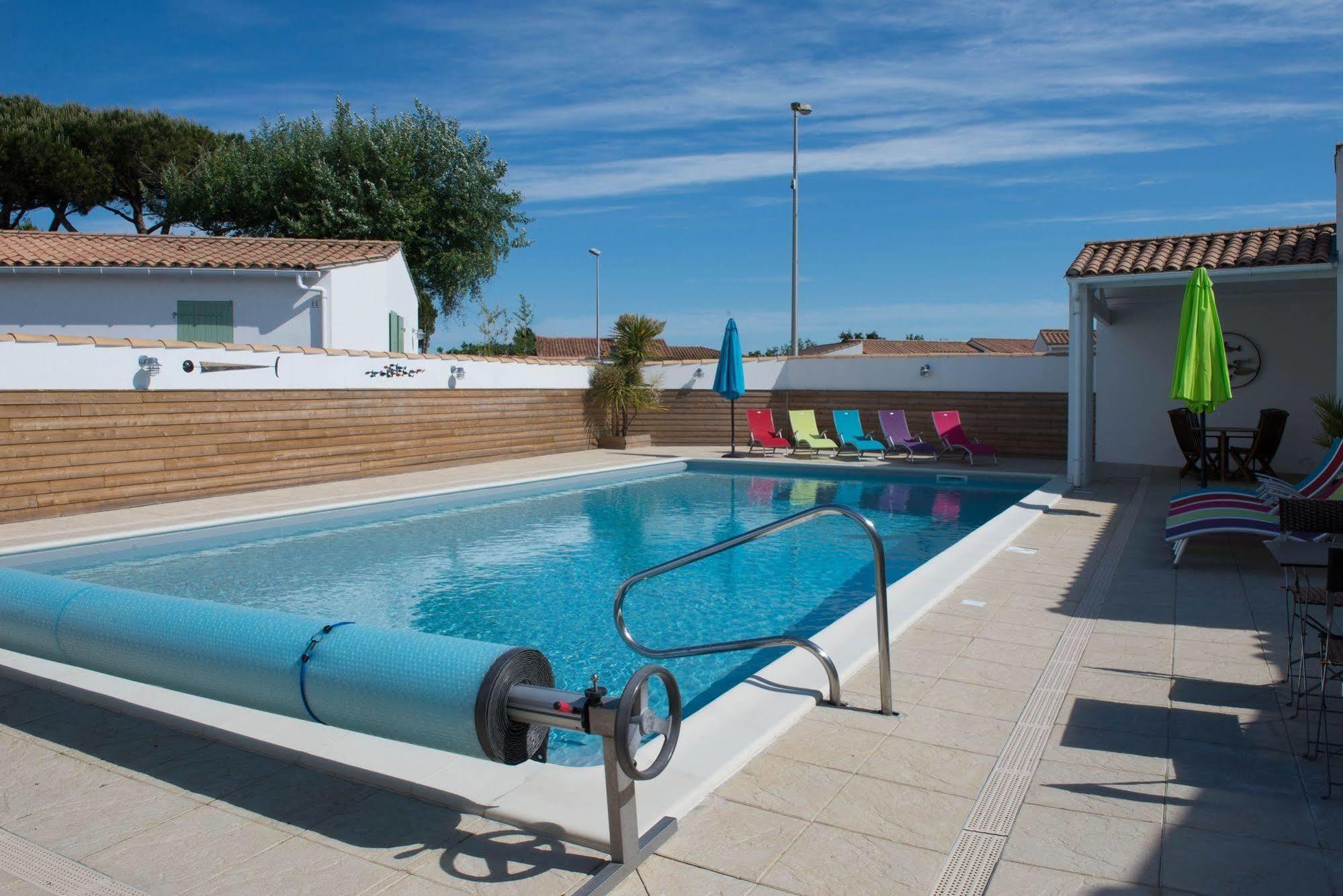 Hotel Jerodel Le Bois-Plage-en-Ré Exteriör bild