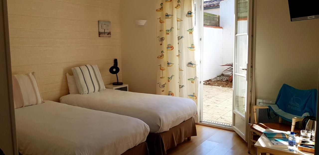 Hotel Jerodel Le Bois-Plage-en-Ré Exteriör bild